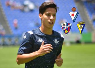 Lainez podría dejar al Betis para ir al Cádiz, Eibar o Huesca