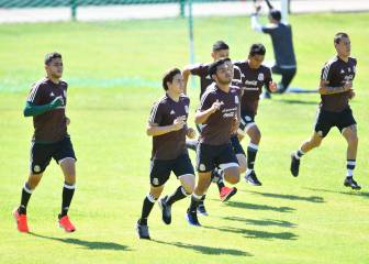 Lozano lanza convocatoria Sub-23; resaltan 'J.J.' y Giménez