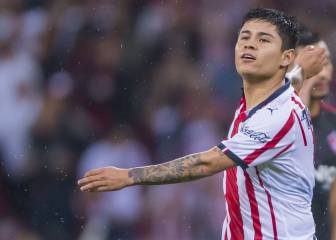 “Chofis” López hace un golazo de media cancha en la Sub-20