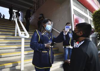 Expertos reprueban el regreso de aficionados en la Liga MX