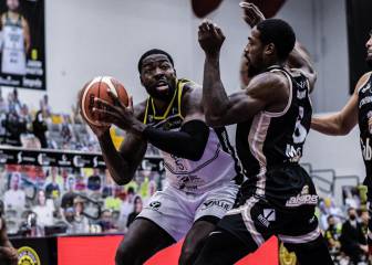 Oderah Anosike, incluido en el 'Equipo Ideal' de la J15 y J16