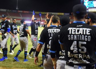 Yaquis saca la escoba y barre a los Venados en extra innings