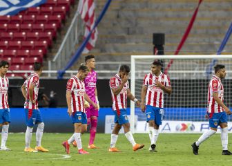 Chivas arranca con Vega, 'Conejo' y Antuna al ataque