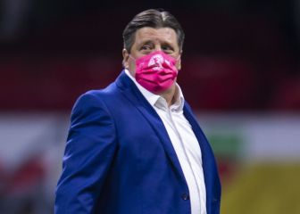 En América se olvidan de las formas y le piden títulos al 'Piojo'