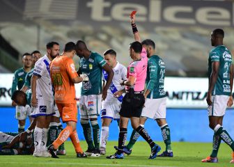 La expulsión de Corral que dejó en desventaja al Puebla