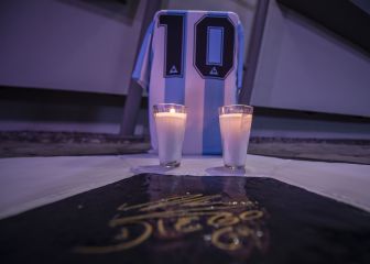 El Estadio Azteca rindió homenaje a Diego Maradona