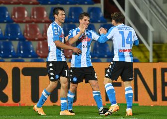 'Chucky' Lozano anotó en el triunfo del Napoli sobre el Crotone