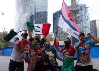 Fans del 'Checo' van a festejar al Ángel de la Independencia