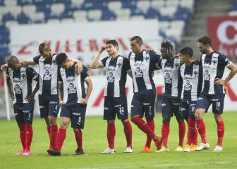 XI de Rayados: 'Vasco' manda cuatro atacantes