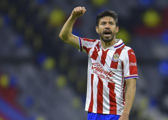 Oribe Peralta llega a 37 años y quiere retirarse en Chivas
