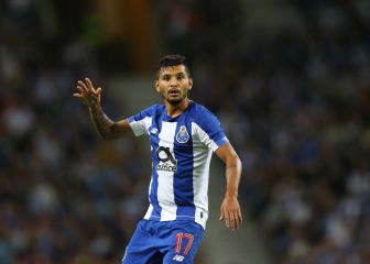 'Tecatito' Corona, el jugador mejor valuado del Porto