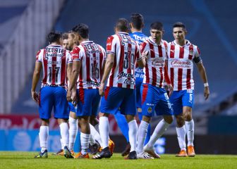 XI de Chivas: Chicote, Alexis y Huerta, de arranque