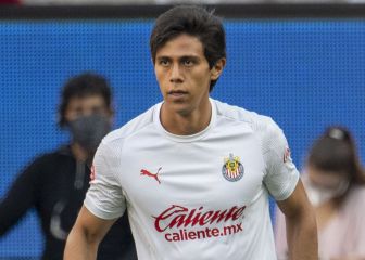 Tras superar el Covid-19, Macías vuelve a entrenar con Chivas
