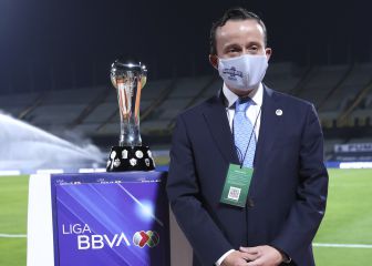 Mikel Arriola continúa visita a clubes pese a contagios COVID-19