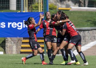 Atlas salva el invicto en el último minuto
