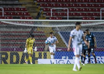 ¿Y el VAR? Pachuca anota en fuera de lugar y no se revisa