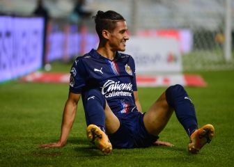Uriel Antuna da negativo en prueba de COVID que le hizo Chivas