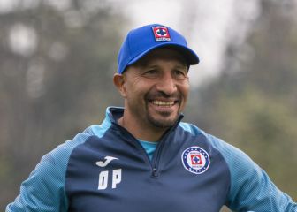 'Conejo' Pérez, Emmanuel Villa y otros exfutbolistas obtienen título de director técnico