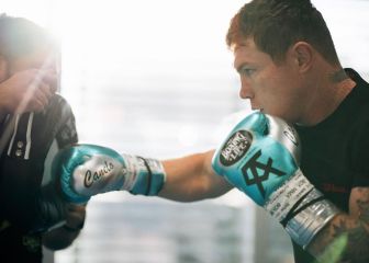 Canelo podría anunciar su duelo con Saunders el sábado