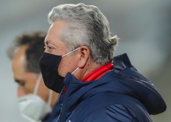 Vucetich reconoce que temor al empate hace que Chivas se tire atrás