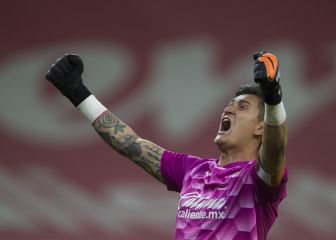 Hay Gudiño para rato; renovó con Chivas