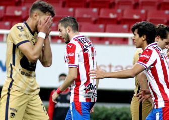 Chivas remonta y hunde más a Pumas en el Guardianes 2021
