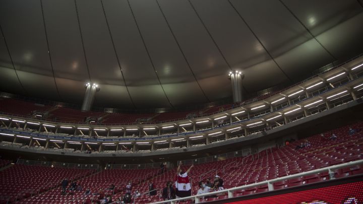 Revenden boletos del Clásico Nacional hasta en 10 mil pesos