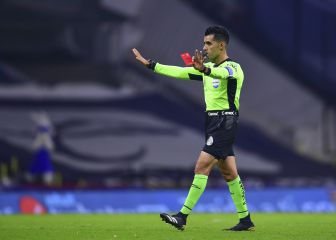 Las polémicas decisiones de Adonai Escobedo en el Cruz Azul vs Rayados