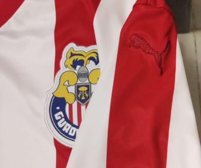 nueva playera de chivas 2021