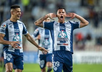 Pachuca, en ascenso, Tigres va en caída libre