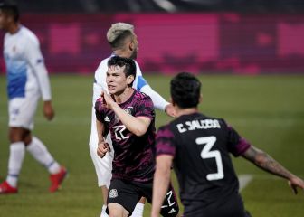 A Hirving Lozano le costó estar como delantero centro