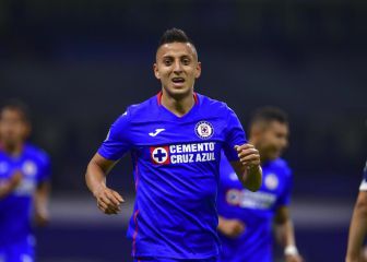 Alvarado: “Si no hay oferta de Europa, me quedo en Cruz Azul”