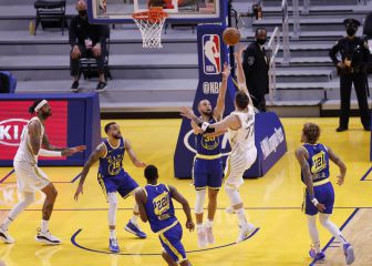 Juan Toscano suma 2+4+4 en paliza de Mavericks a Warriors