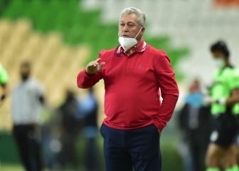 Vucetich termina contrato y quiere quedarse con Chivas