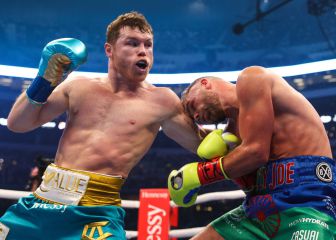 Canelo Álvarez destroza a Saunders para retar a Plant