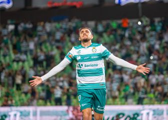 Santos Laguna golea al Querétaro y califica a liguilla