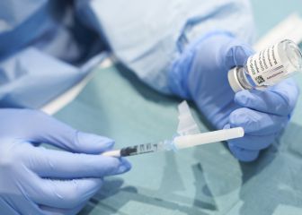 Vacuna CanSino: efectos secundarios, efectividad y dosis necesarias 