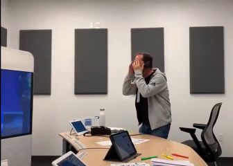 ¡Eso es pasión! La narración de 'Paco' Villa al gol del 'Cabecita' que se ha vuelto viral