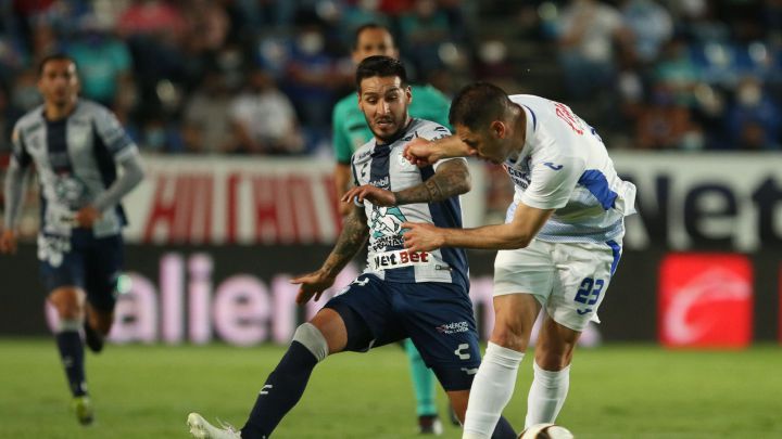 López Gatell criticó el sobrecupo en el estadio Hidalgo
