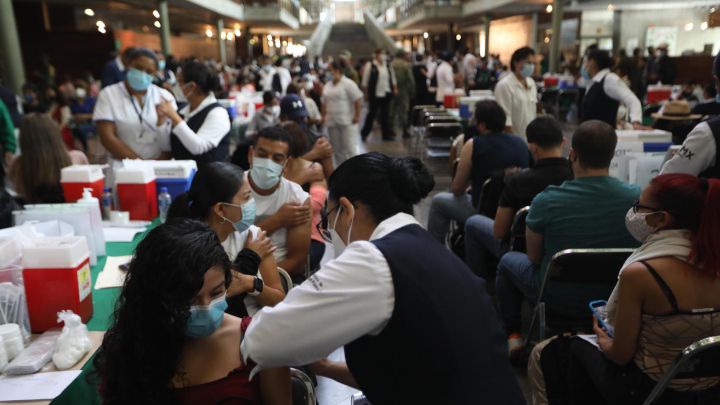 Vacunación México: Cuándo comenzarán a vacunar a la población 40 a 49 años