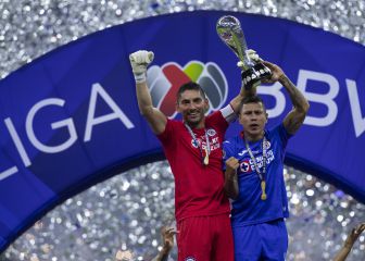 Ordiales: ''Jesús Corona quiere retirarse en Cruz Azul''