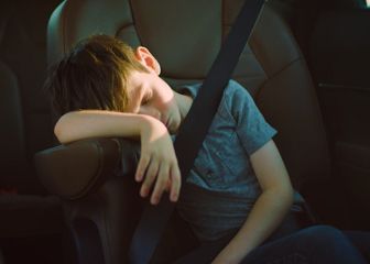 ¿Cómo funciona la Alerta de Ocupante Trasero de los automóviles?