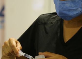 Vacunación para mayores de 30 años: cómo obtener el formulario para poder recibir la vacuna antes