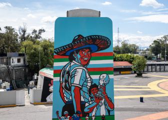 Inauguran mural en honor a Maradona en el Estadio Azteca