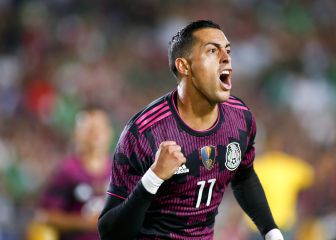 México derrota 4-0 a Nigeria en debut de Rogelio Funes Mori