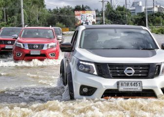 ¿Qué nivel agua puede resistir un automóvil en una inundación?