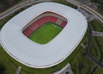 Disminuyen aforo a estadios de Chivas y Atlas