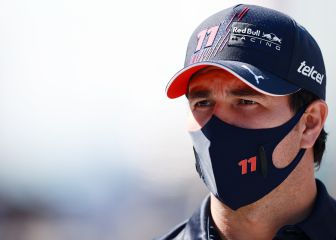 Hamilton saca el colmillo y perjudica a 'Checo'