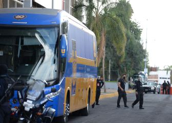Transporte de Tigres chocó en Puebla