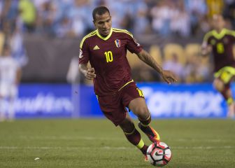 Cruz Azul ya registró a Rómulo Otero en la Liga MX